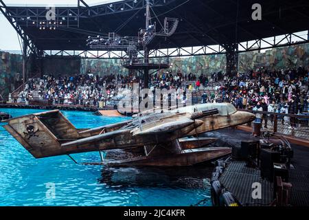 Realistische und interessante Water World Show im Universal Studio Japan Stockfoto