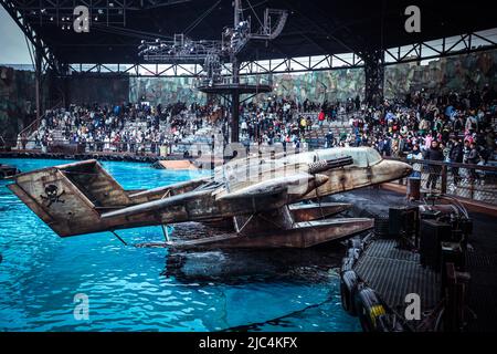 Realistische und interessante Water World Show im Universal Studio Japan Stockfoto