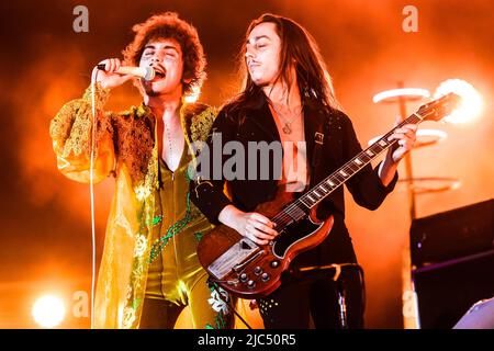 Mailand, Italien. 09.. Juni 2022. Greta Van Fleet im Konzert beim IDAYS Festival in Mailand, Italien, am 9 2022. Juni. Kredit: Mairo Cinquetti/Alamy Live Nachrichten Stockfoto