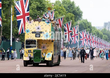 5.. Juni 2022 - Queen Elizabeth's Platinum Jubilee Pageant on the Mall in London, UK Stockfoto