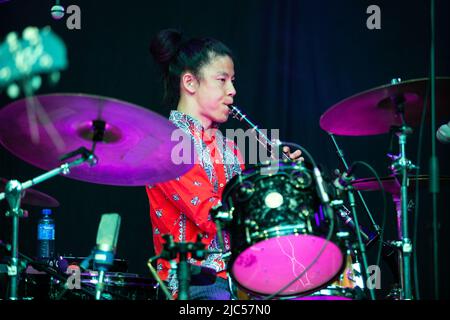 Oslo, Norwegen. 09.. Juni 2022. Die japanische psychedelische Rockband Kikagaku Moyo spielt ein Live-Konzert während des norwegischen Musikfestivals Loaded Festival 2022 in Oslo. (Foto: Gonzales Photo/Alamy Live News Stockfoto