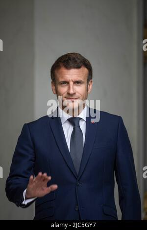 Der französische Präsident Emmanuel Macron hat am 10. Juni 2022 im Elysée-Palast in Paris gedeutet. Foto von Eliot Blondt / ABACAPRESS.COM Stockfoto