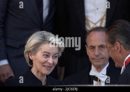 Vatikanstadt, Vatikan. 10. Juni 2022. Die Präsidentin der Europäischen Kommission, Ursula von der Leyen, verlässt das Land nach einer privaten Audienz mit Papst Franziskus. Quelle: Maria Grazia Picciarella/Alamy Live News Stockfoto