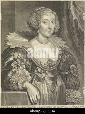 Porträt von Amalia van Solms, Prinzessin von Oranien-Nassau. Am Rand eine zweizeilige lateinische Beschriftung., Porträt von Amalia van Solms, Prinzessin von Oranien-Nassau, Druckerei: Coenraet Waumans, (auf Objekt erwähnt), nach: Anthony van Dyck, (auf Objekt erwähnt), Antwerpen, 1633 - 1673, Papier, Gravur, H 255 mm × B 194 mm Stockfoto