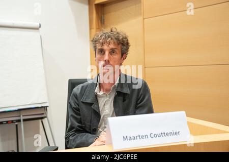 Brüssel, Belgien. 10.. Juni 2022. Der Historiker Maarten Couttenier, der am Freitag, den 10. Juni 2022, während einer Sitzung einer sonderkommission zum Unabhängigen Staat Kongo und zur belgischen Kolonialvergangenheit (Kongo, Ruanda und Burundi) im Bundestag in Brüssel abgebildet wurde. BELGA FOTO JULIETTE BRUYNSEELS Kredit: Belga Nachrichtenagentur/Alamy Live News Stockfoto