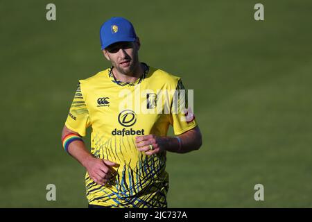 CHESTER LE STREET, UK JUN 10. Durhams Andrew Tye beim Vitality Blast T20-Spiel zwischen Durham County Cricket Club und Lancashire am Freitag, den 10.. Juni 2022 im Seat Unique Riverside, Chester le Street. (Kredit: Mark Fletcher | MI News) Kredit: MI Nachrichten & Sport /Alamy Live News Stockfoto