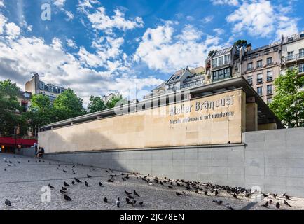 Modernes Äußeres des Ateliers Brancusi, Place Georges Georges Centre, Paris 4, Frankreich. Stockfoto