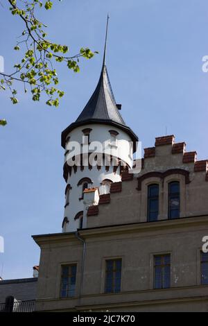 Turm der Burg Radun in der Nähe der Stadt Opava in der Tschechischen Republik Stockfoto