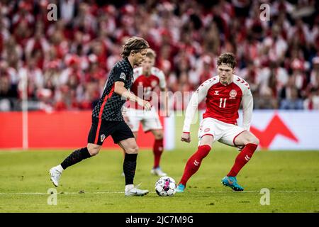 Kopenhagen, Dänemark. 10.. Juni 2022. Luka Modrid (10) aus Kroatien während des UEFA Nations League-Spiels zwischen Dänemark und Kroatien auf Parken in Kopenhagen. (Foto: Gonzales Photo/Alamy Live News Stockfoto