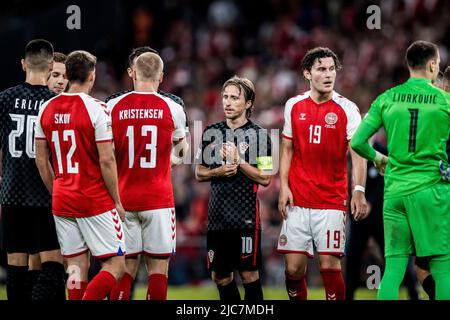 Kopenhagen, Dänemark. 10.. Juni 2022. Luka Modrid (10) aus Kroatien nach dem Spiel der UEFA Nations League zwischen Dänemark und Kroatien im Park in Kopenhagen. (Foto: Gonzales Photo/Alamy Live News Stockfoto