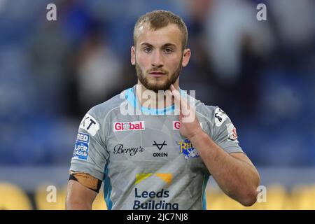 Huddersfield, Großbritannien. 10.. Juni 2022. Jarrod O'Connor #24 von Leeds Rhinos nach dem Spiel in Huddersfield, Vereinigtes Königreich am 6/10/2022. (Foto von James Heaton/News Images/Sipa USA) Quelle: SIPA USA/Alamy Live News Stockfoto