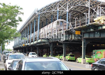U-Bahn in Coney Island, Brooklyn, New York Stockfoto