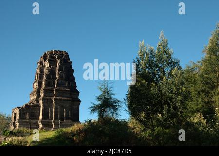 Bima-Tempel, alter Hindu-Tempel auf dem Dieng-Hochplateau, der administrativ in Dieng Kulon, Batur, Banjarnegara, Zentral-Java, Indonesien liegt. Stockfoto