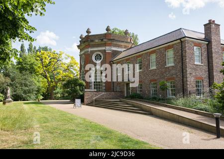 Eine von der National Lottery finanzierte und vollständig restaurierte Orleans House Gallery - eine palladianische Villa in Twickenham, Südwestlondon, England, Großbritannien Stockfoto