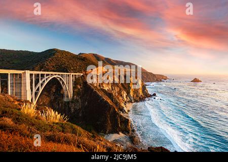 Big sur Coast in Kalifornien, Vereinigte Staaten von Amerika. Panoramabild. Stockfoto