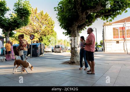 Cangas, Pontevedra, spanien - 10. juni 2022: Informationen über Kommunalwahlen mit Podemos Stockfoto