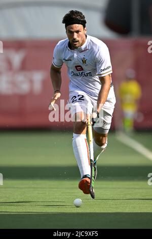 Der belgische Simon Gougnard wurde während eines Eishockeyspiels zwischen den belgischen Roten Löwen und Indien in der Gruppenphase (Spiel 13 von 16) des FIH Pro League-Wettbewerbs der Männer am Samstag, den 11. Juni 2022 in Wilrijk, Antwerpen, in Aktion gezeigt. BELGA FOTO JOHAN EYCKENS Stockfoto