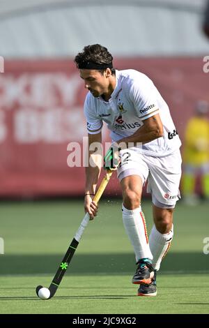 Der belgische Simon Gougnard wurde während eines Eishockeyspiels zwischen den belgischen Roten Löwen und Indien in der Gruppenphase (Spiel 13 von 16) des FIH Pro League-Wettbewerbs der Männer am Samstag, den 11. Juni 2022 in Wilrijk, Antwerpen, in Aktion gezeigt. BELGA FOTO JOHAN EYCKENS Stockfoto