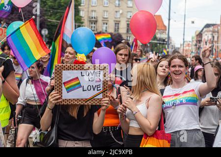 Breslau, Polen. 11.. Juni 2022. Jun 11 2022 Breslauer Gleichstellungsmarsch unterstützt LGBT in Breslau in Polen (Foto: © Krzysztof Kaniewski/ZUMA Press Wire) Stockfoto