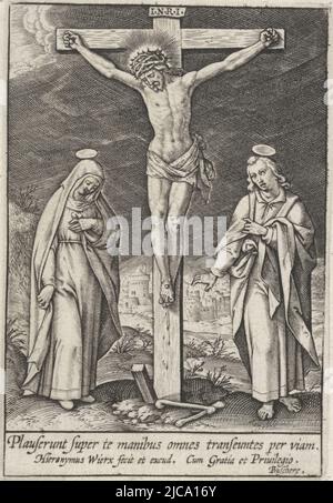 Christus, der am Kreuz am Fuß des Kreuzes hängt Maria und Johannes am Rand eine lateinische Beschriftung, Kreuzigung Christi, Druckerei: Hieronymus Wierix, (auf Objekt erwähnt), Herausgeber: Hieronymus Wierix, (auf Objekt erwähnt), Joachim de Buschere, (Auf Objekt erwähnt), Antwerpen, 1563 - vor 1619, Papier, Gravur, H 81 mm × B 55 mm Stockfoto