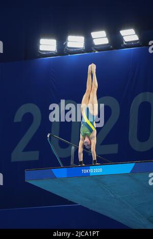 28.. JULI 2021 - TOKIO, JAPAN: Ein Taucher trainiert bei den Olympischen Spielen 2020 in Tokio (Foto: Mickael Chavet/RX) Stockfoto