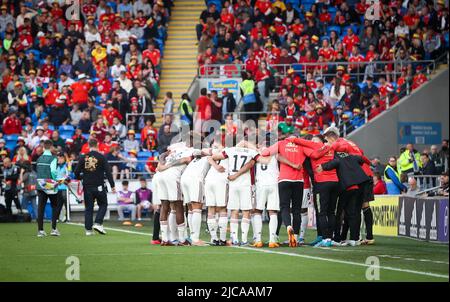 Cardiff, Großbritannien. 11.. Juni 2022. Die Spieler von Red Devils vor einem Fußballspiel zwischen Wales und der belgischen Nationalmannschaft The Red Devils am Samstag, den 11. Juni 2022 in Cardiff, Wales, das dritte Spiel (von sechs) in der Nations League A-Gruppenphase. BELGA FOTO VIRGINIE LEFOUR Kredit: Belga Nachrichtenagentur/Alamy Live News Stockfoto