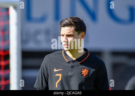 Llanelli, Wales. 11. Juni 2022. Jurgen Ekkelenkamp aus den Niederlanden U21 während des UEFA-Qualifier-Spiels der UU-21-Europameisterschaft der Gruppe E zwischen Wales U21 und den Niederlanden U21 im Parc y Scarlets in Llanelli, Wales, Großbritannien, am 11. Juni 2022. Quelle: Duncan Thomas/Majestic Media. Stockfoto