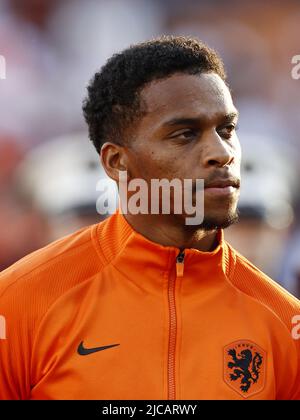 ROTTERDAM - Jurrien Timber of Holland während des Spiels der UEFA Nations League zwischen den Niederlanden und Polen im Feyenoord-Stadion am 11. Juni 2022 in Rotterdam, Niederlande. ANP MAURICE VAN STEEN Stockfoto