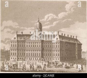 Blick auf den Königspalast am Dam-Platz in Amsterdam, mit vielen Figuren im Vordergrund, Königspalast, Amsterdam Vue du Palais Royal, et de la Place le Dam, Evert Maaskamp, (auf Objekt erwähnt), Druckerei: Anonym, (auf Objekt erwähnt), Zeichner: Anonym, (auf Objekt genannt), Amsterdam, 1797 - 1834, Papier, Ätzung, H 202 mm × B 234 mm Stockfoto