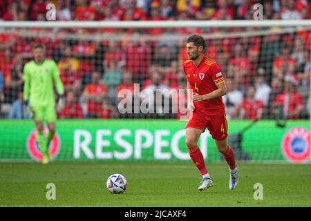 Ben Davies von Wales während des UEFA Nations League-Spiels zwischen Wales und Belgien im Cardiff City Stadium, Cardiff, Wales am 11. Juni 2022. Foto von Scott Boulton. Nur zur redaktionellen Verwendung, Lizenz für kommerzielle Nutzung erforderlich. Keine Verwendung bei Wetten, Spielen oder Veröffentlichungen einzelner Clubs/Vereine/Spieler. Kredit: UK Sports Pics Ltd/Alamy Live Nachrichten Stockfoto