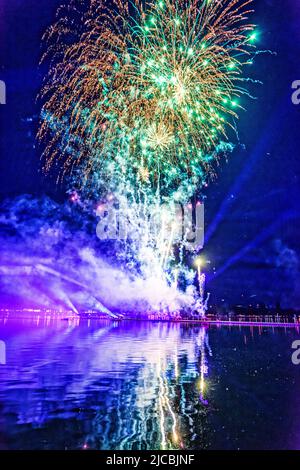 Tag der Niedersachsen: Große Lasershow startet am Maschsee Stockfoto