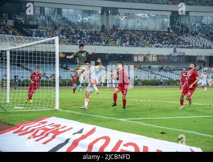 Kalkutta, Indien. 11.. Juni 2022. Verschiedene Momente des Spiels 4. des AFC Asian Cup 2023 Qualifiers Final Round Group D im Salt Lake Stadium (Vivekananda Yuba Bharati Krirangan) Kalkutta zwischen Indien und Afghanistan. Indien schlug Afghanistan mit einem Vorsprung von 2-1. Der Torschütze für Indien Sunil Chhetri (Kapitän) und Sahal Abdul Samad, während Zubayr Amiri für Afghanistan punktet. (Foto von Amlan Biswas/Pacific Press) Quelle: Pacific Press Media Production Corp./Alamy Live News Stockfoto