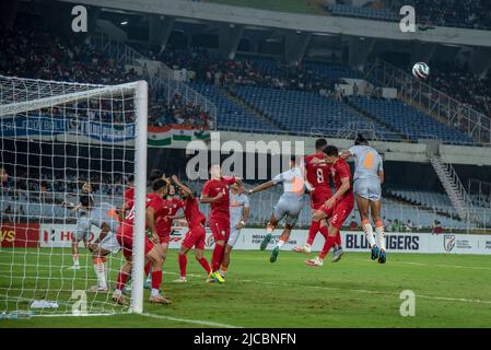 Kalkutta, Indien. 11.. Juni 2022. Verschiedene Momente des Spiels 4. des AFC Asian Cup 2023 Qualifiers Final Round Group D im Salt Lake Stadium (Vivekananda Yuba Bharati Krirangan) Kalkutta zwischen Indien und Afghanistan. Indien schlug Afghanistan mit einem Vorsprung von 2-1. Der Torschütze für Indien Sunil Chhetri (Kapitän) und Sahal Abdul Samad, während Zubayr Amiri für Afghanistan punktet. (Foto von Amlan Biswas/Pacific Press) Quelle: Pacific Press Media Production Corp./Alamy Live News Stockfoto