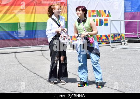 Wien, Österreich, 11.. Juni 2022. 26. Regenbogenparade über die Wiener Ringstraße Stockfoto