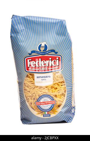 Moskau, Russland Juni 12,2022: Verpackte italienische Pasta Federici. Stockfoto