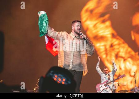 11/06/2022 - amerikanische Popband IMAGINE DRAGONS spielt live auf den I-Days 2022 in Mailand, Italien Stockfoto