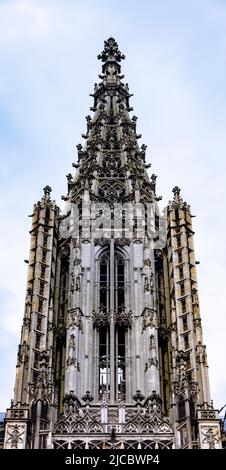 Detail der Turmspitze, Ulmer Münster-Kirche, Ulm, Baden-Württemberg, Deutschland Stockfoto