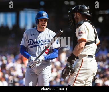 Juni 11 2022 San Francisco CA, USA Los Angeles erster Baseman Freddie Freeman (5) war während des MLB-Spiels zwischen den Los Angeles Dodgers und den San Francisco Giants auf der Höhe. Die Giants gewannen 3-2 beim Oracle Park San Francisco Calif. Thurman James/CSM Stockfoto