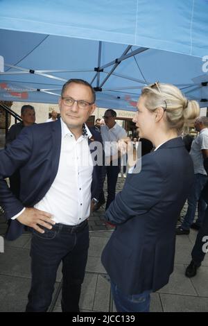 Tino Chrupalla und Alice Weidel beim Landratswahlkampf für Sebastian Wippel am Marienplatz. Görlitz, 11.06.2022 Stockfoto