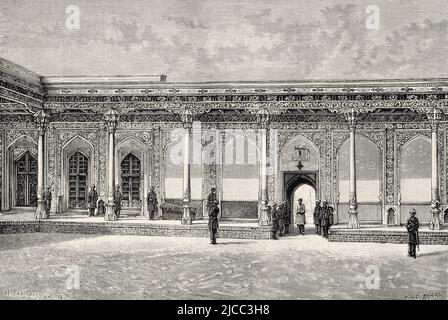 Khudayar Khan Palace, Kokand, Fergana Region. Usbekistan, Zentralasien. Von Orenburg nach Samarkand 1876-1878 von Madame Marie Ujfalvy-Bourdon, Le Tour du Monde 1879 Stockfoto