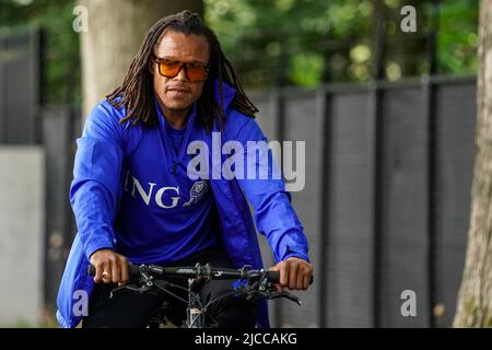 ZEIST, NIEDERLANDE - 12. JUNI: assistencoach Edgar Davids aus den Niederlanden vor einer Trainingssitzung der Niederlande auf dem KNVB Campus am 12. Juni 2022 in Zeist, Niederlande. (Foto von Rene Nijhuis/Orange Picics) Quelle: Orange Pics BV/Alamy Live News Stockfoto