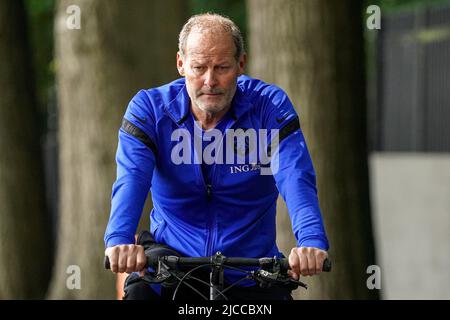 ZEIST, NIEDERLANDE - 12. JUNI: assistencoach Danny Blind aus den Niederlanden während einer Trainingssitzung der Niederlande auf dem KNVB Campus am 12. Juni 2022 in Zeist, Niederlande. (Foto von Rene Nijhuis/Orange Picturs) Stockfoto