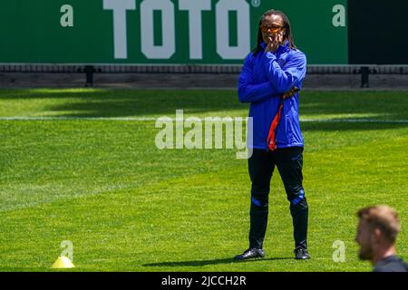 ZEIST, NIEDERLANDE - 12. JUNI: assistencoach Edgar Davids aus den Niederlanden während einer Trainingssitzung der Niederlande auf dem KNVB Campus am 12. Juni 2022 in Zeist, Niederlande. (Foto von Rene Nijhuis/Orange Picturs) Stockfoto