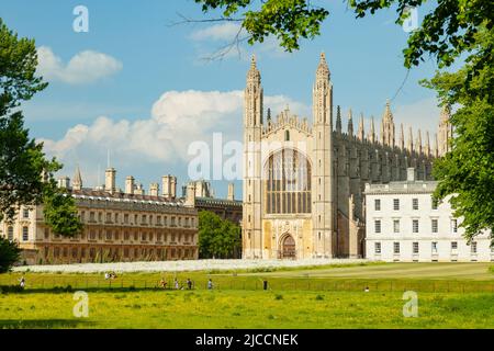 Frühlingsnachmittag im King's College in Cambridge, England. Stockfoto