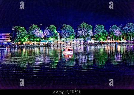 Tag der Niedersachsen: Große Lasershow startet am Maschsee Stockfoto