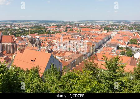 Landshut, Deutschland - 14. Aug 2021: Blick in die Altstadt von Landshut. Stockfoto