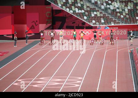 31. 2. JULI 2021 - TOKIO, JAPAN: Halbfinale 100m der Frauen bei den Olympischen Spielen 2020 in Tokio (Foto: Mickael Chavet/RX) Stockfoto