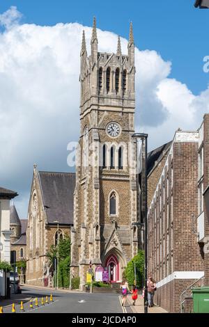 Die Wesleyan Church, früher eine methodistische Kirche, in Aldershot, Hampshire, England, Großbritannien. Ein denkmalgeschütztes Gebäude. Stockfoto