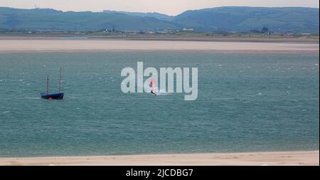 Windsurfer bei aber Dyfi Wales Stockfoto