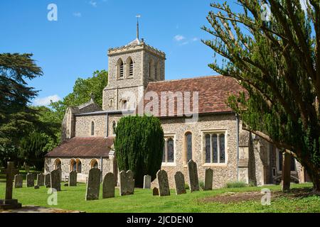 Die alte Kirche St. Michael aus dem 10.. Und 11.. Jahrhundert in der Stadt St. Albans, Hertfordshire, Südengland Stockfoto